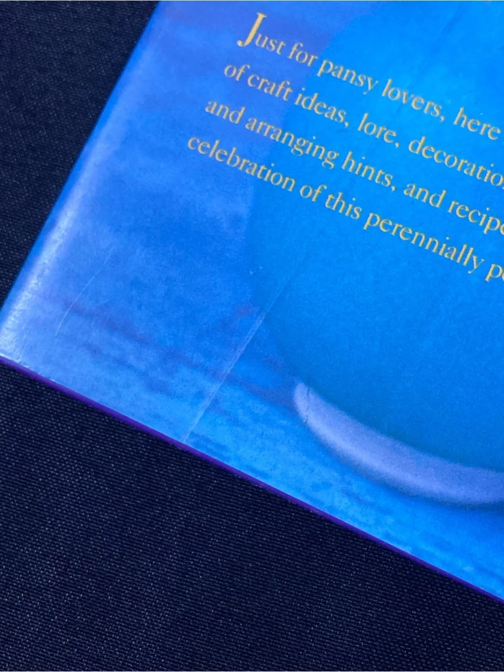 The Potpourri of Pansies by Emelie Tolley and Chris Mead Hardcover